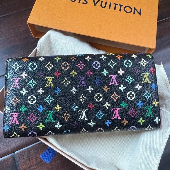 Louis Vuitton Monogram Multicolor Sarah Wallet - Picture 5 of 12